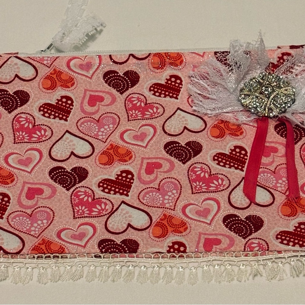 Pink Heart Pattern Cosmetic Bag with Decorative Brooch